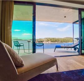 Luxury 7 Bedroom Dubrovnik Beachfront Villa with Infinity Pool, Sleeps 14